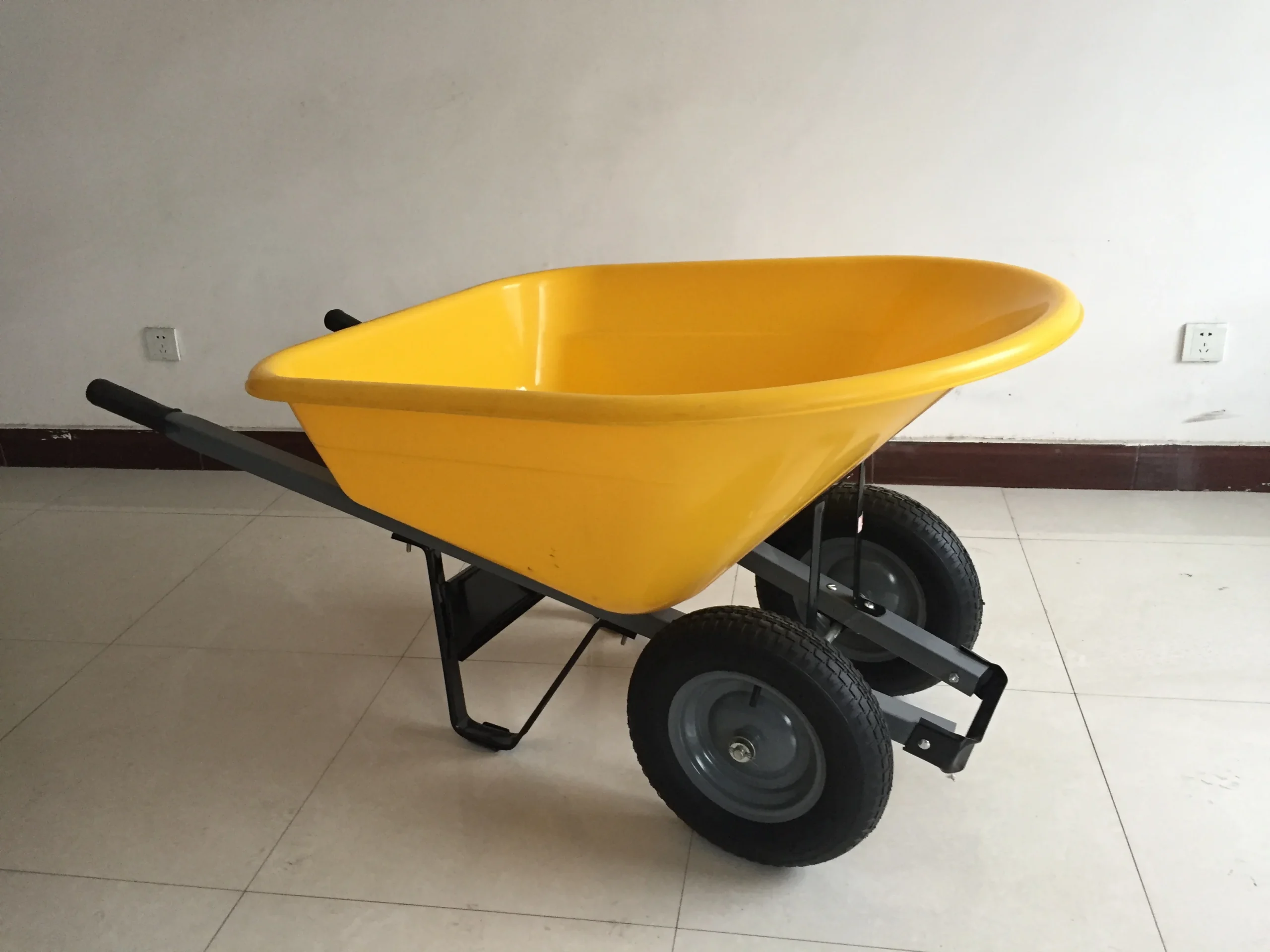 XMSJ High Quality Service 160kg Construction Steel Handle Wheel Barrow Garden Wheelbarrow - Image 3